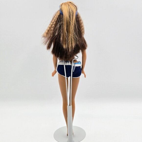 Teresa Cali Girl Fashion Barbie Doll 2003 C6463 Mattel Read - Picture 8 of 16